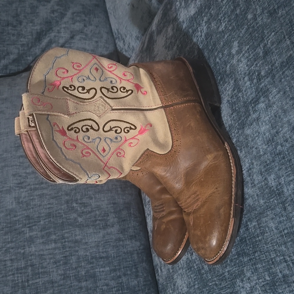 Ariat western boots